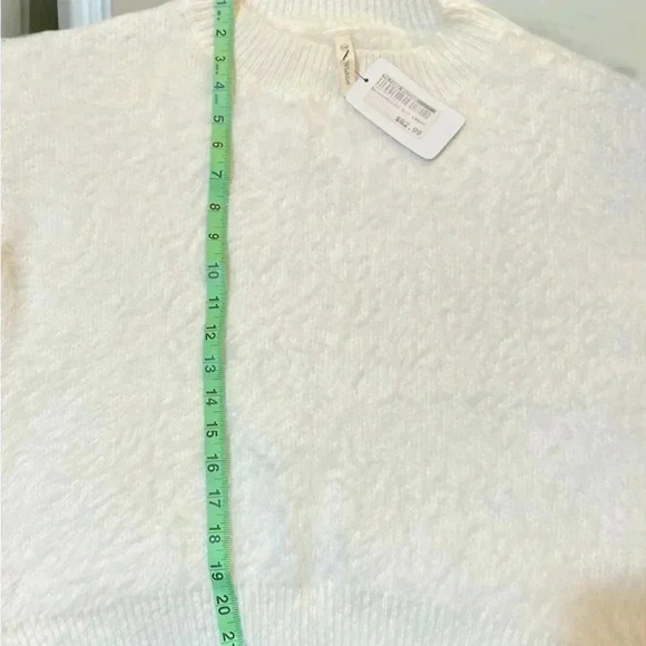 083 Wishlist | NWT White Pullover Sweater with Sequin Ombre Sleeves (Size S/M) - Picture 9 of 16